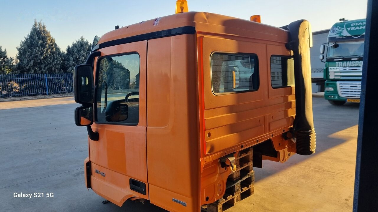 Mercedes-Benz CAB MERCEDES ACTROS MP3 MEDIUM 9436000020 Mercedes-Benz ACTROS MP3 - Kabiin - Veoauto: pilt 1 Mercedes-Benz CAB MERCEDES ACTROS MP3 MEDIUM 9436000020 Mercedes-Benz ACTROS MP3 - Kabiin - Veoauto: pilt 1