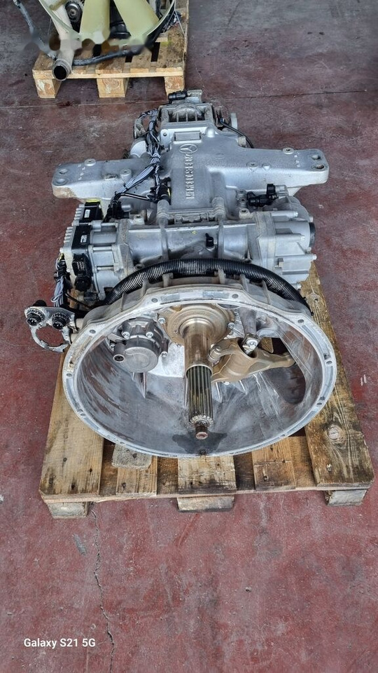 Mercedes-Benz MERCEDES ACTROS MP3 715370 Mercedes-Benz ACTROS MP3 - Käigukast - Veoauto: pilt 5 Mercedes-Benz MERCEDES ACTROS MP3 715370 Mercedes-Benz ACTROS MP3 - Käigukast - Veoauto: pilt 5