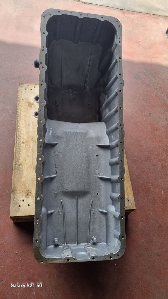 Mercedes-Benz OIL PAN ACTROS MP4 A4730102213 Mercedes-Benz ACTROS MP4 EURO 6 - Karter - Veoauto: pilt 2 Mercedes-Benz OIL PAN ACTROS MP4 A4730102213 Mercedes-Benz ACTROS MP4 EURO 6 - Karter - Veoauto: pilt 2