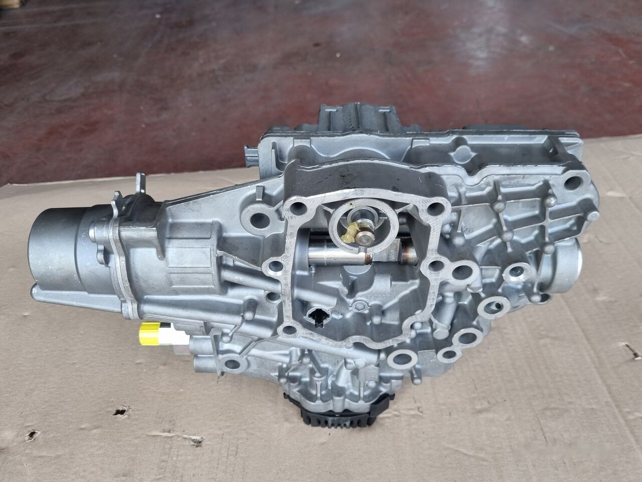 WABCO SHIFTING CYLINDER Mercedes-Benz ACTROS MP4 EURO 6 - Käigukang - Veoauto: pilt 2 WABCO SHIFTING CYLINDER Mercedes-Benz ACTROS MP4 EURO 6 - Käigukang - Veoauto: pilt 2
