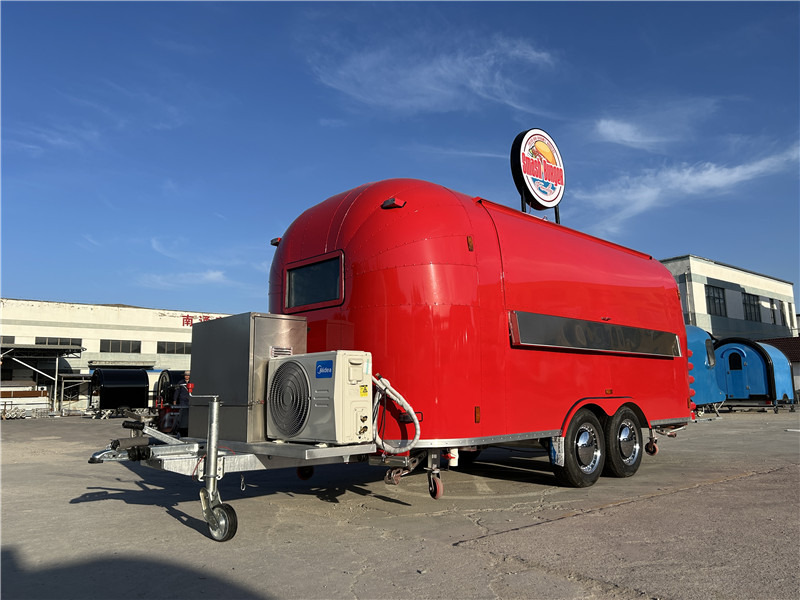 Burger Van Smash Burger Trailer |Handcrafted Burgers & Fries Food Truck - Toitlustus haagis: pilt 2 Burger Van Smash Burger Trailer |Handcrafted Burgers & Fries Food Truck - Toitlustus haagis: pilt 2