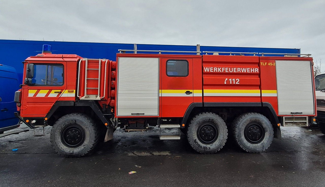 MAN 15.232 DF 6x6 KAT1 Feuerwehr TLF 4500/500 - Tsisternauto: pilt 1 MAN 15.232 DF 6x6 KAT1 Feuerwehr TLF 4500/500 - Tsisternauto: pilt 1