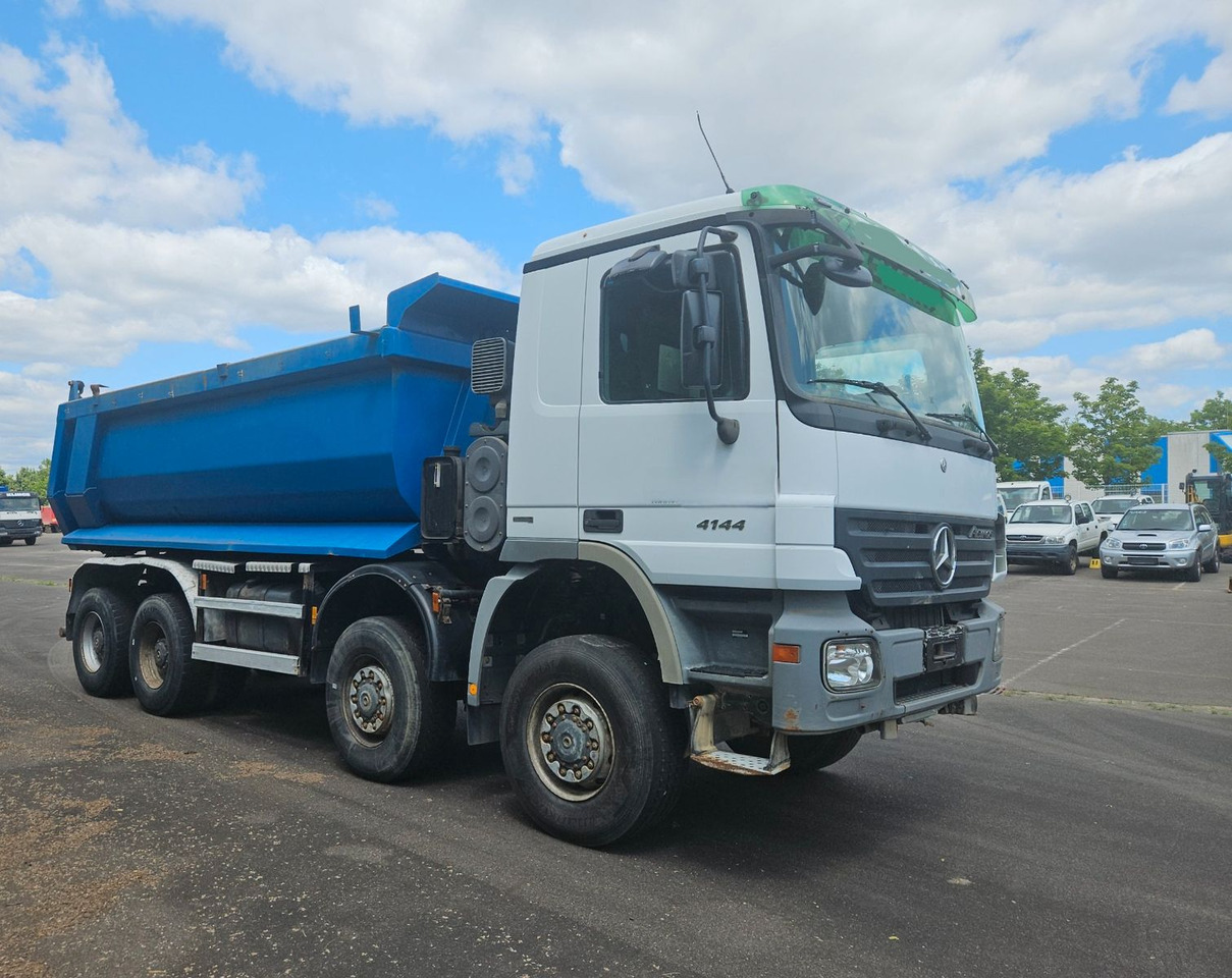 Mercedes-Benz Actros 4144 8x8 Hinterkipper - Kallurauto: pilt 1 Mercedes-Benz Actros 4144 8x8 Hinterkipper - Kallurauto: pilt 1