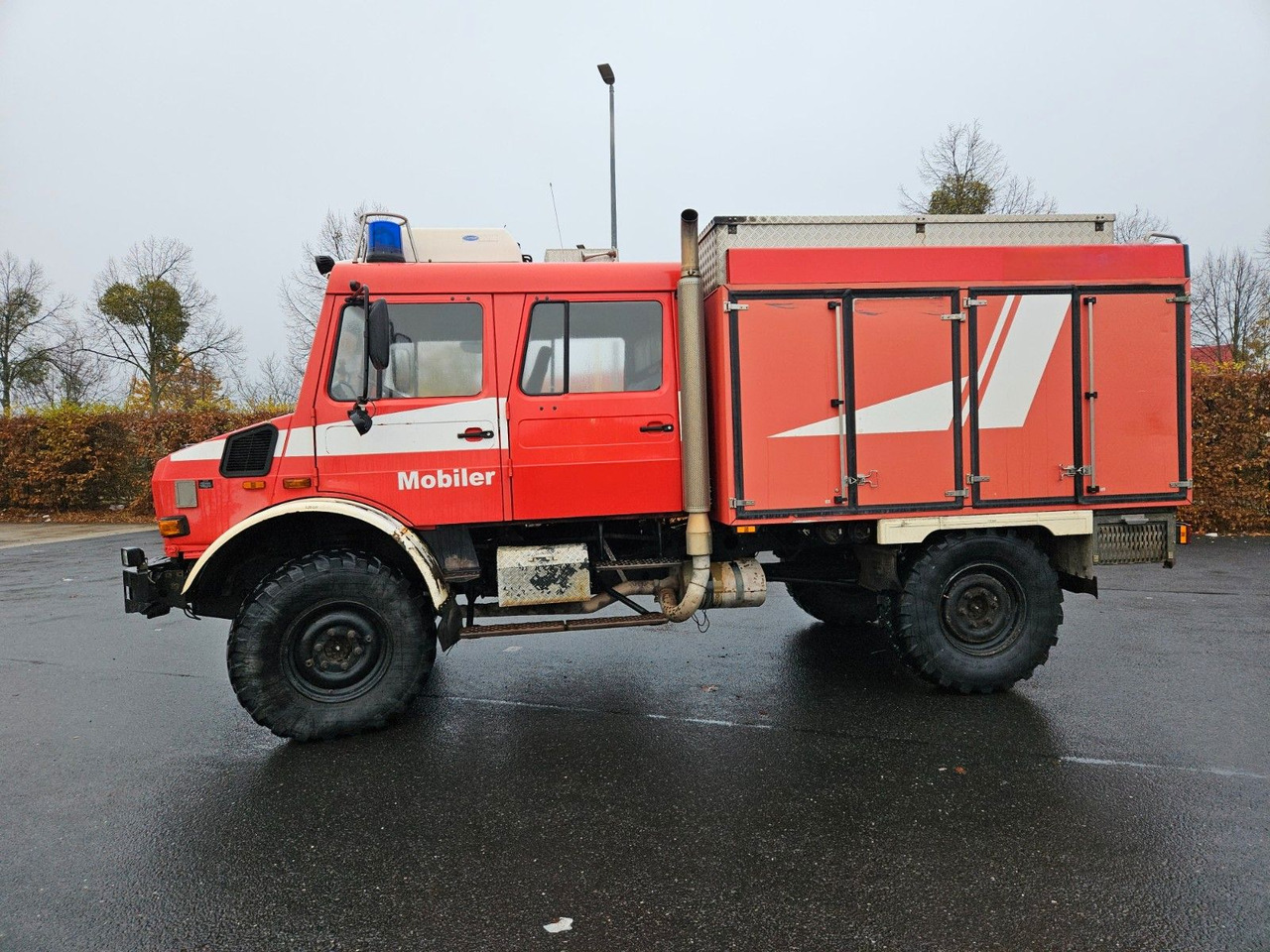 Unimog U4000 4x4 DOKA Tanklöschfahrzeug Feuerwehr - Tsisternauto: pilt 2 Unimog U4000 4x4 DOKA Tanklöschfahrzeug Feuerwehr - Tsisternauto: pilt 2