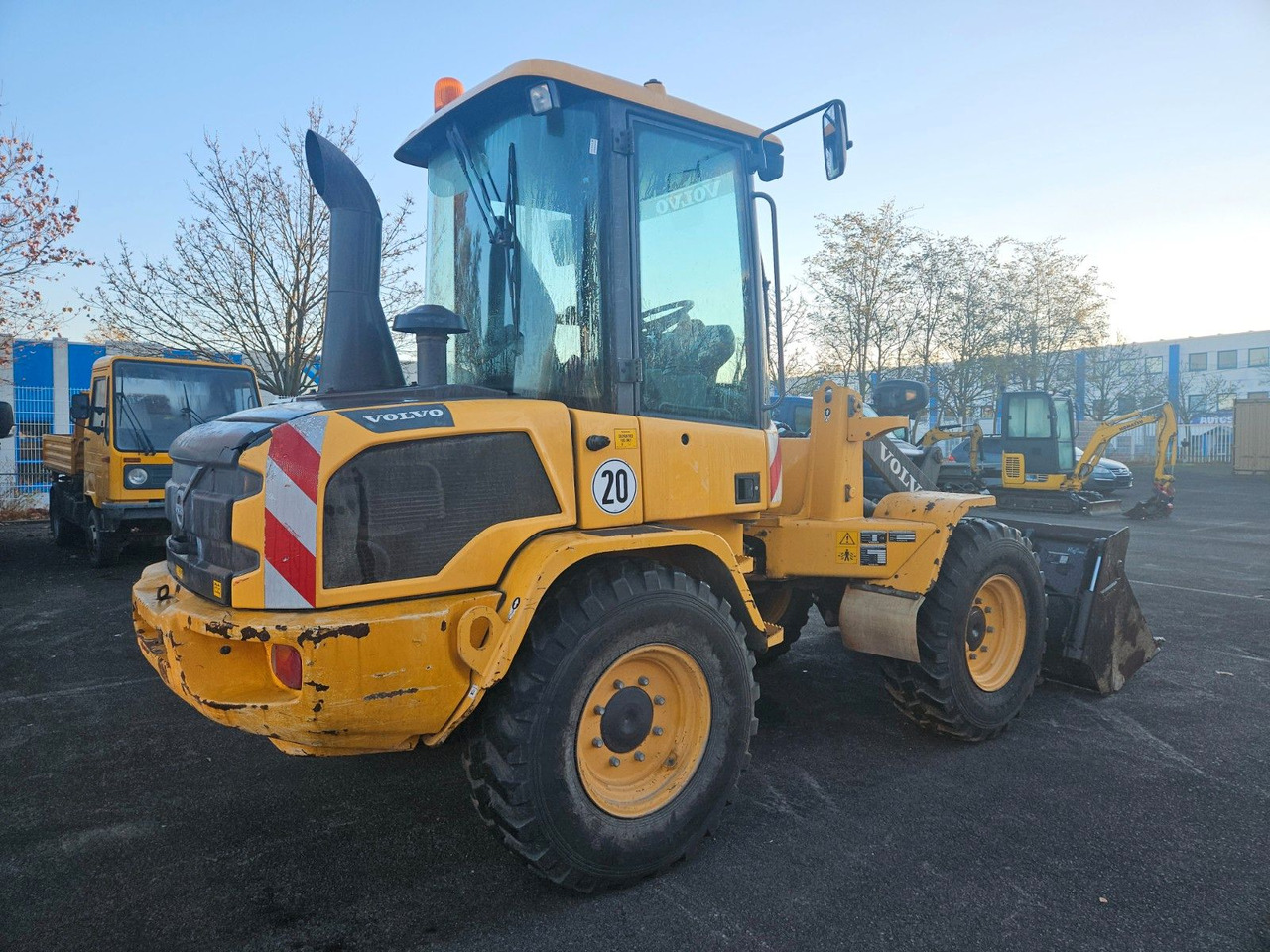 Volvo L30G Radlader mit Klappschaufel - Rataslaadur: pilt 3 Volvo L30G Radlader mit Klappschaufel - Rataslaadur: pilt 3