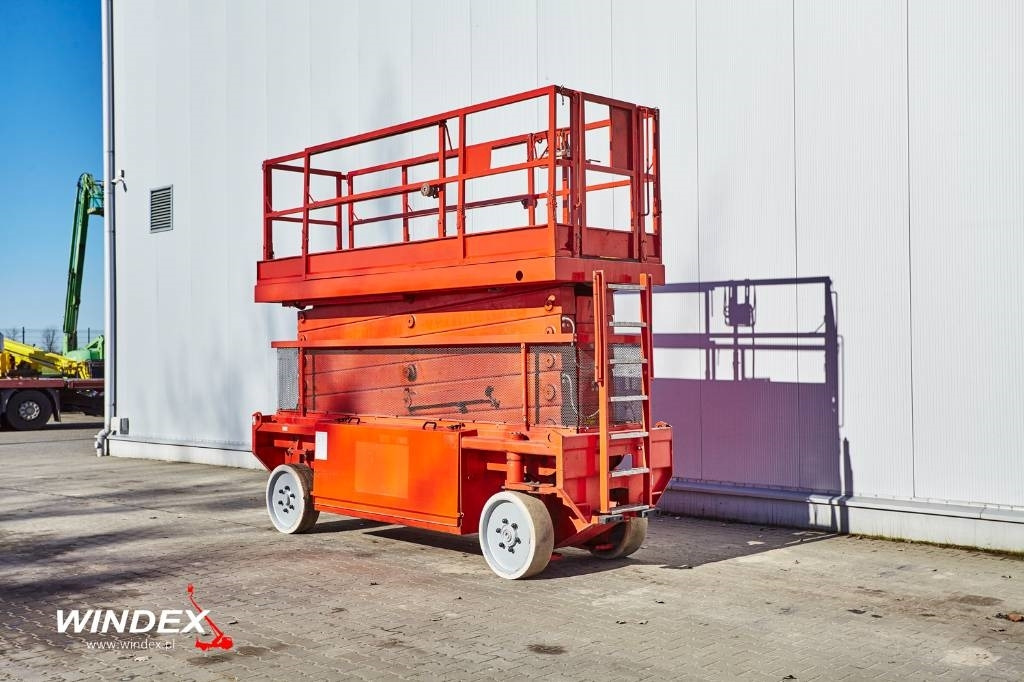 JLG LIFTLUX 180-12 - Käärlift: pilt 1 JLG LIFTLUX 180-12 - Käärlift: pilt 1