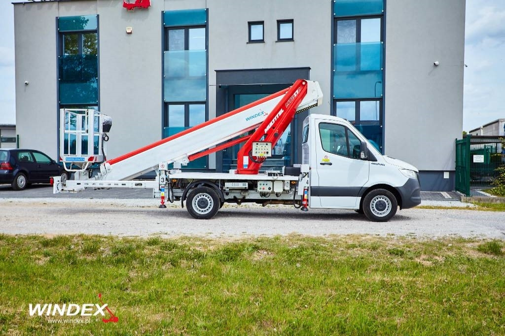 Multitel MTE 270 - Veoautolt tõusev platvorm: pilt 2 Multitel MTE 270 - Veoautolt tõusev platvorm: pilt 2