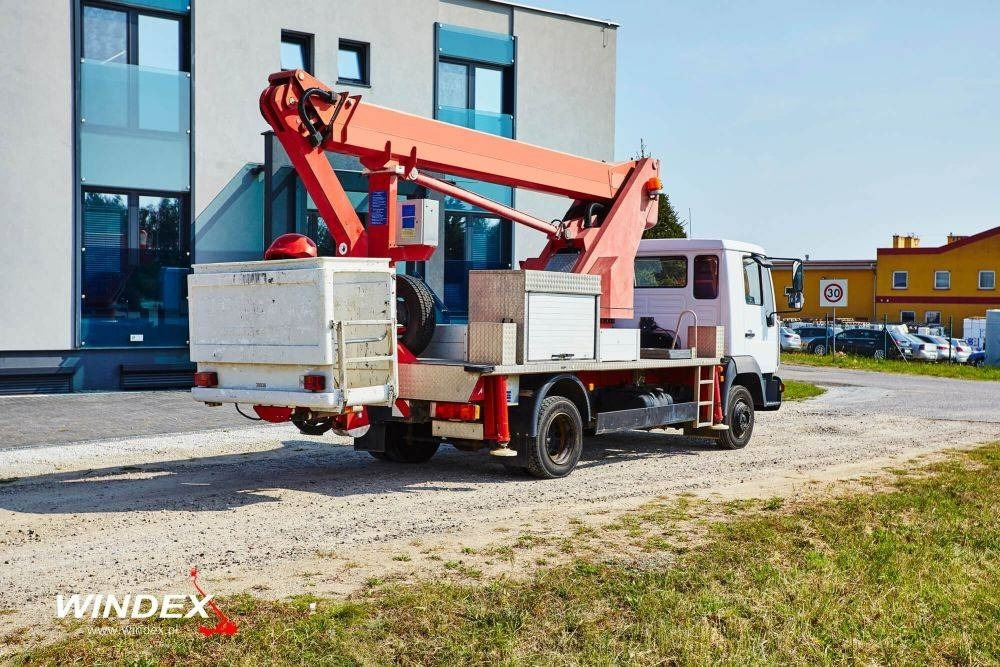 Wumag WT 170 - Veoautolt tõusev platvorm: pilt 2 Wumag WT 170 - Veoautolt tõusev platvorm: pilt 2