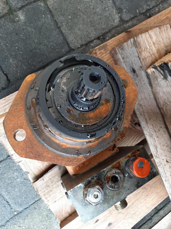 Case Voac aus 788 LC - Hüdrauliline mootor - Ehitusmasinad: pilt 5 Case Voac aus 788 LC - Hüdrauliline mootor - Ehitusmasinad: pilt 5