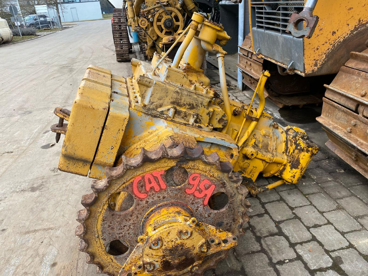 Caterpillar CAT D 951 - Käigukast - Ehitusmasinad: pilt 5 Caterpillar CAT D 951 - Käigukast - Ehitusmasinad: pilt 5