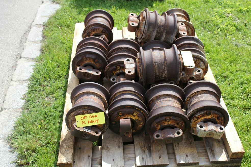 Caterpillar D 4-H - Relsi vedaja - Ehitusmasinad: pilt 2 Caterpillar D 4-H - Relsi vedaja - Ehitusmasinad: pilt 2
