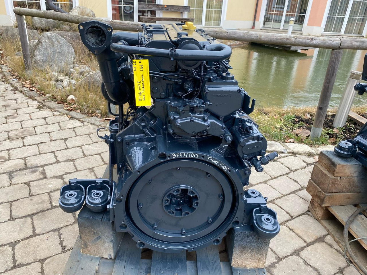 Deutz BF4M1013 aus Furukawa 320E - Mootor - Ehitusmasinad: pilt 2 Deutz BF4M1013 aus Furukawa 320E - Mootor - Ehitusmasinad: pilt 2