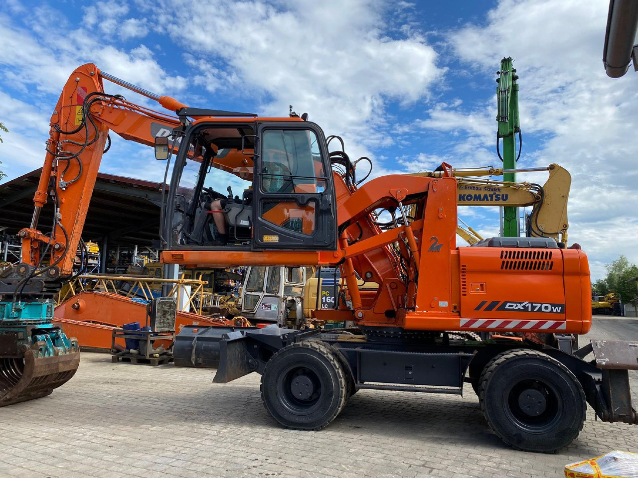 Doosan DX 170 W - Ratastel ekskavaator: pilt 4 Doosan DX 170 W - Ratastel ekskavaator: pilt 4