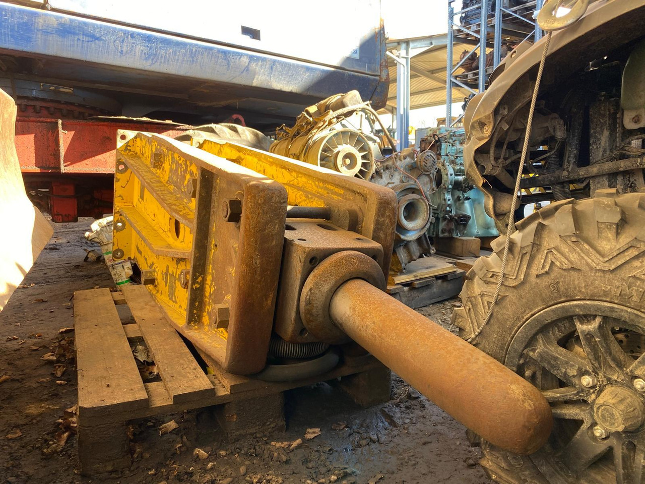 Furukawa Breaker KHB 150 - Hüdrauliline haamer - Ehitusmasinad: pilt 2 Furukawa Breaker KHB 150 - Hüdrauliline haamer - Ehitusmasinad: pilt 2