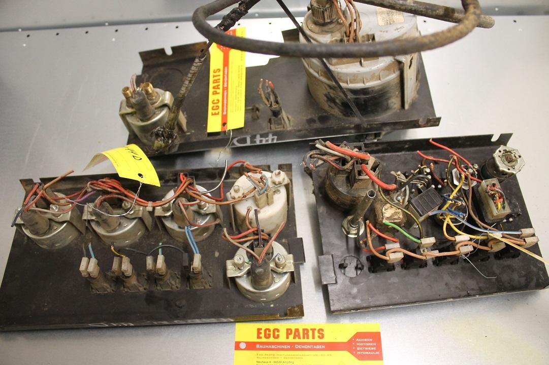 Hanomag 44D - Armatuurlaud - Ehitusmasinad: pilt 3 Hanomag 44D - Armatuurlaud - Ehitusmasinad: pilt 3