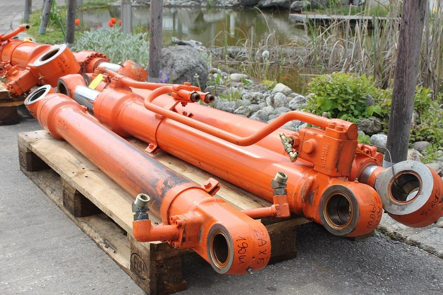 Hitachi ZX190W - Hüdrauliline silinder - Ehitusmasinad: pilt 5 Hitachi ZX190W - Hüdrauliline silinder - Ehitusmasinad: pilt 5