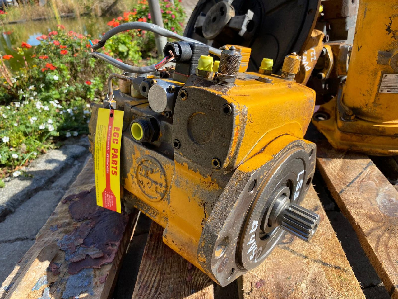 Hydromatik A4V90 aus L 531 - Hüdrauliline pump - Ehitusmasinad: pilt 1 Hydromatik A4V90 aus L 531 - Hüdrauliline pump - Ehitusmasinad: pilt 1