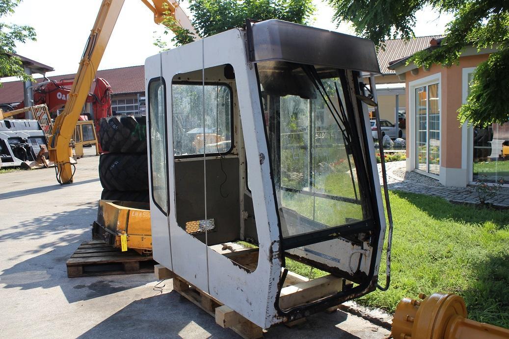 Liebherr A 902 LIT - Kabiin - Ehitusmasinad: pilt 4 Liebherr A 902 LIT - Kabiin - Ehitusmasinad: pilt 4