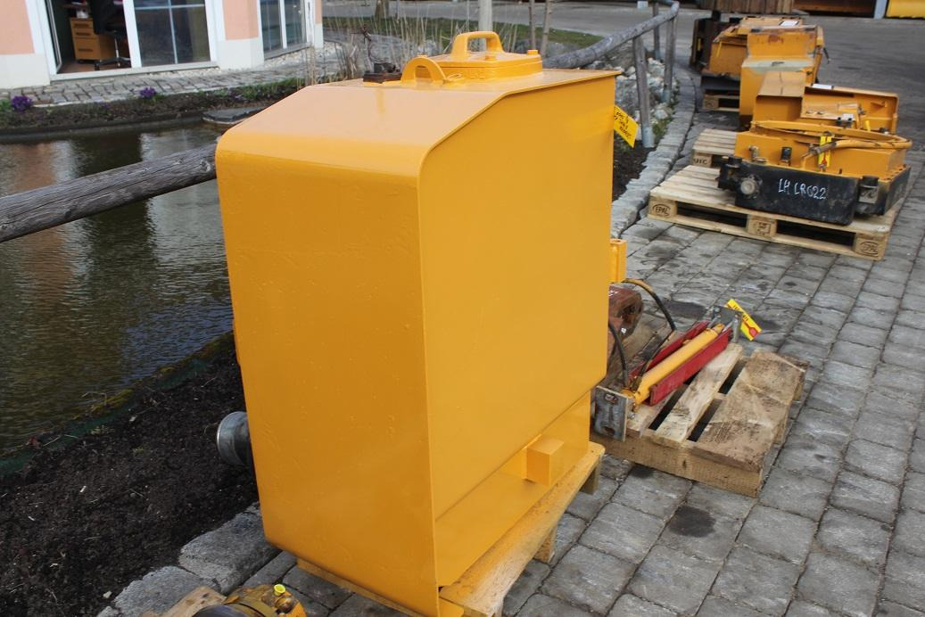 Liebherr A 904 C LIT - Kütusepaak - Ehitusmasinad: pilt 2 Liebherr A 904 C LIT - Kütusepaak - Ehitusmasinad: pilt 2