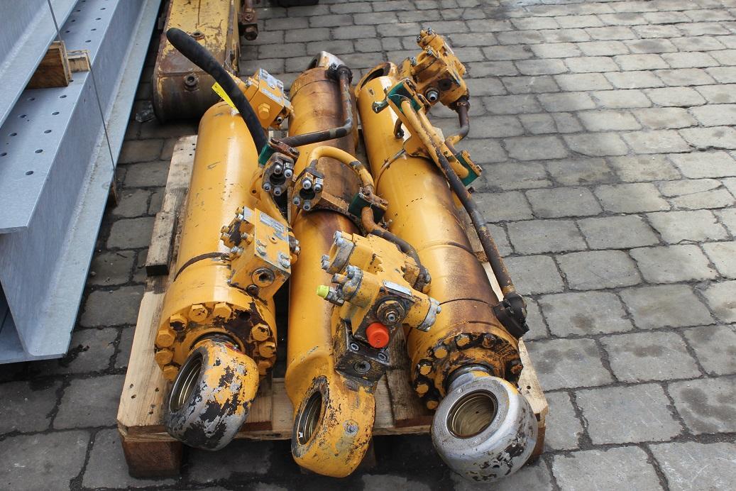 Liebherr A 922 LIT - Hüdrauliline silinder - Ehitusmasinad: pilt 1 Liebherr A 922 LIT - Hüdrauliline silinder - Ehitusmasinad: pilt 1