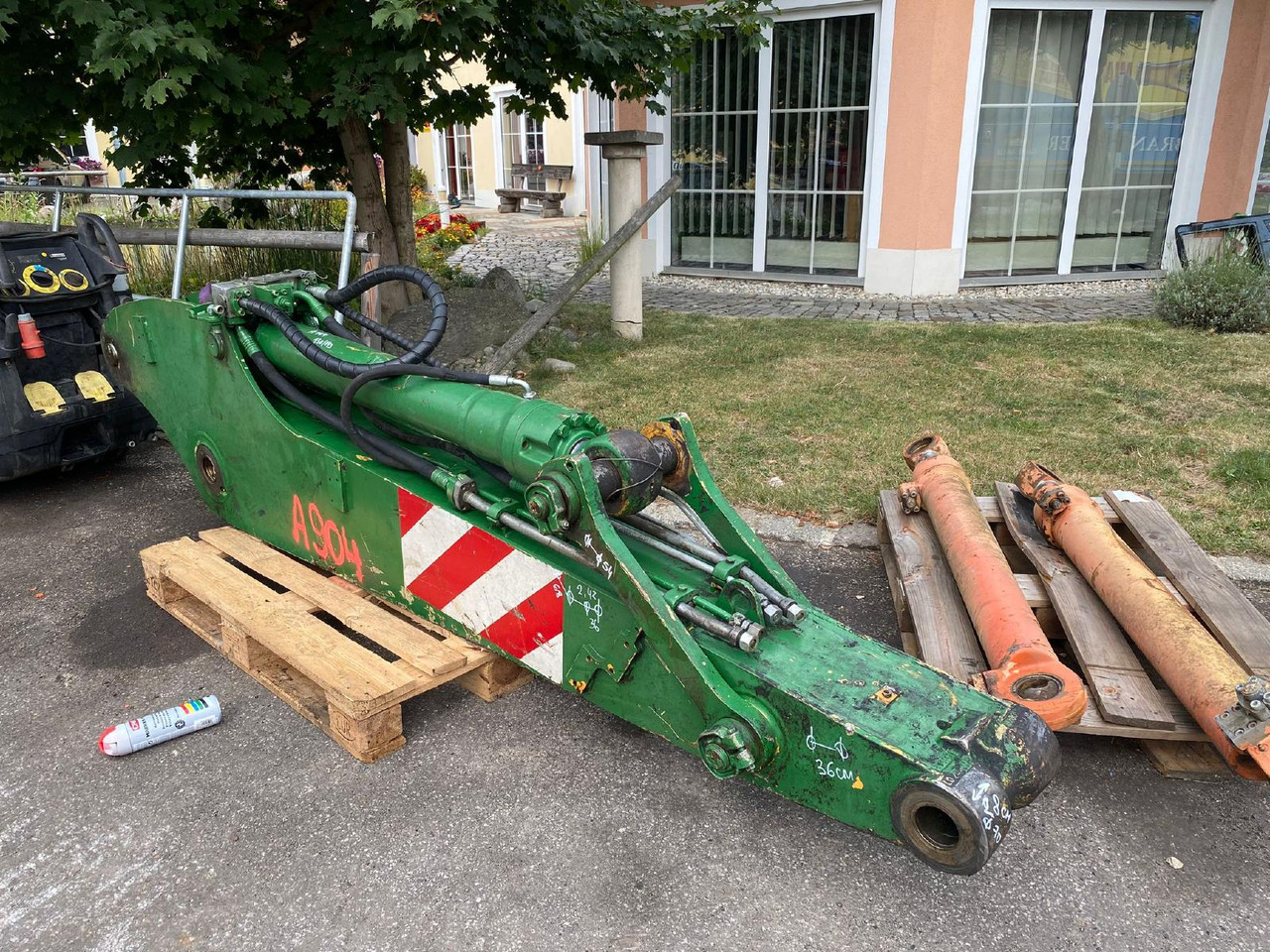 Liebherr A904 LIT - Poom: pilt 3 Liebherr A904 LIT - Poom: pilt 3