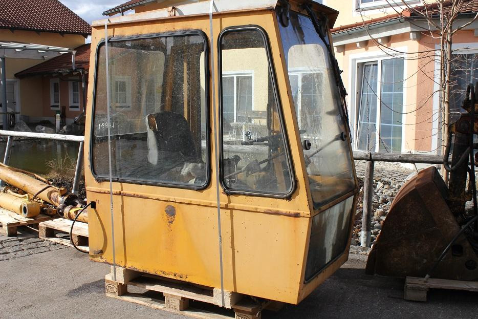 Liebherr A911C - Kabiin - Ehitusmasinad: pilt 1 Liebherr A911C - Kabiin - Ehitusmasinad: pilt 1