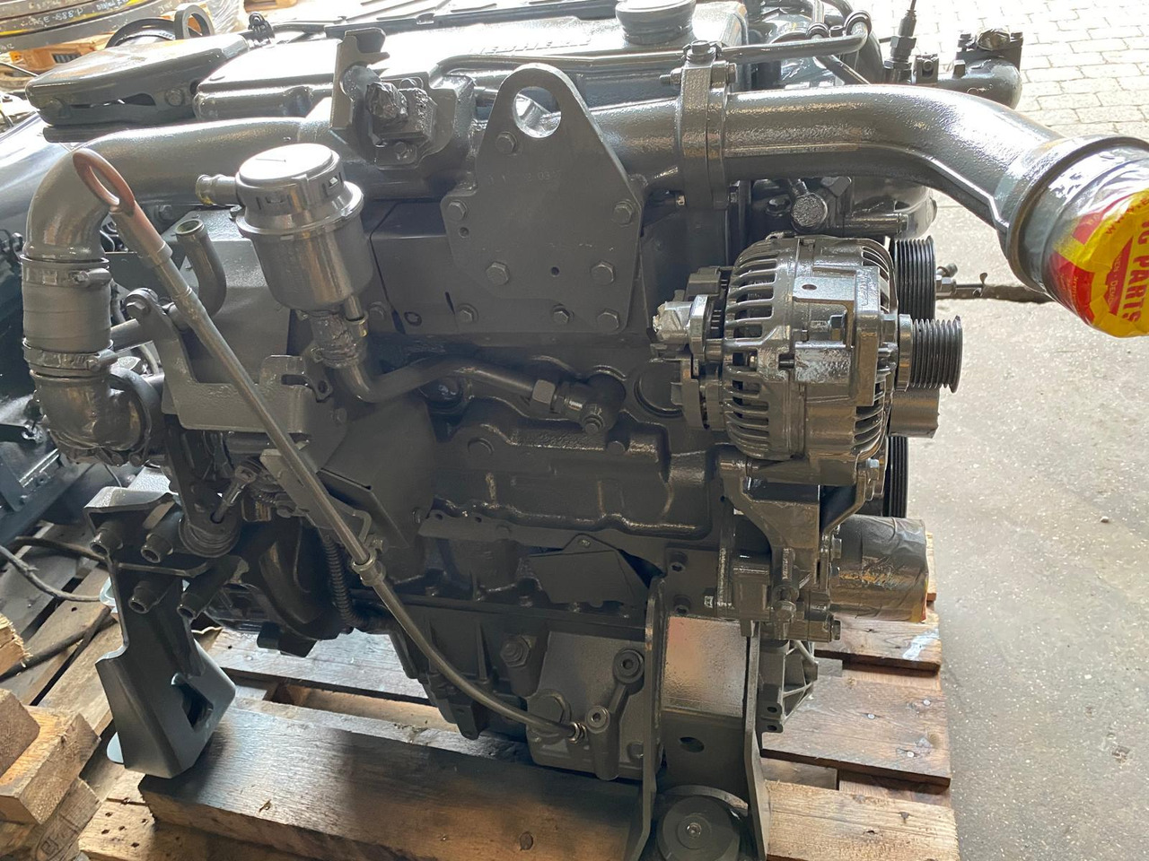 Liebherr D 834 A7 aus LH24 - Mootor - Ehitusmasinad: pilt 3 Liebherr D 834 A7 aus LH24 - Mootor - Ehitusmasinad: pilt 3