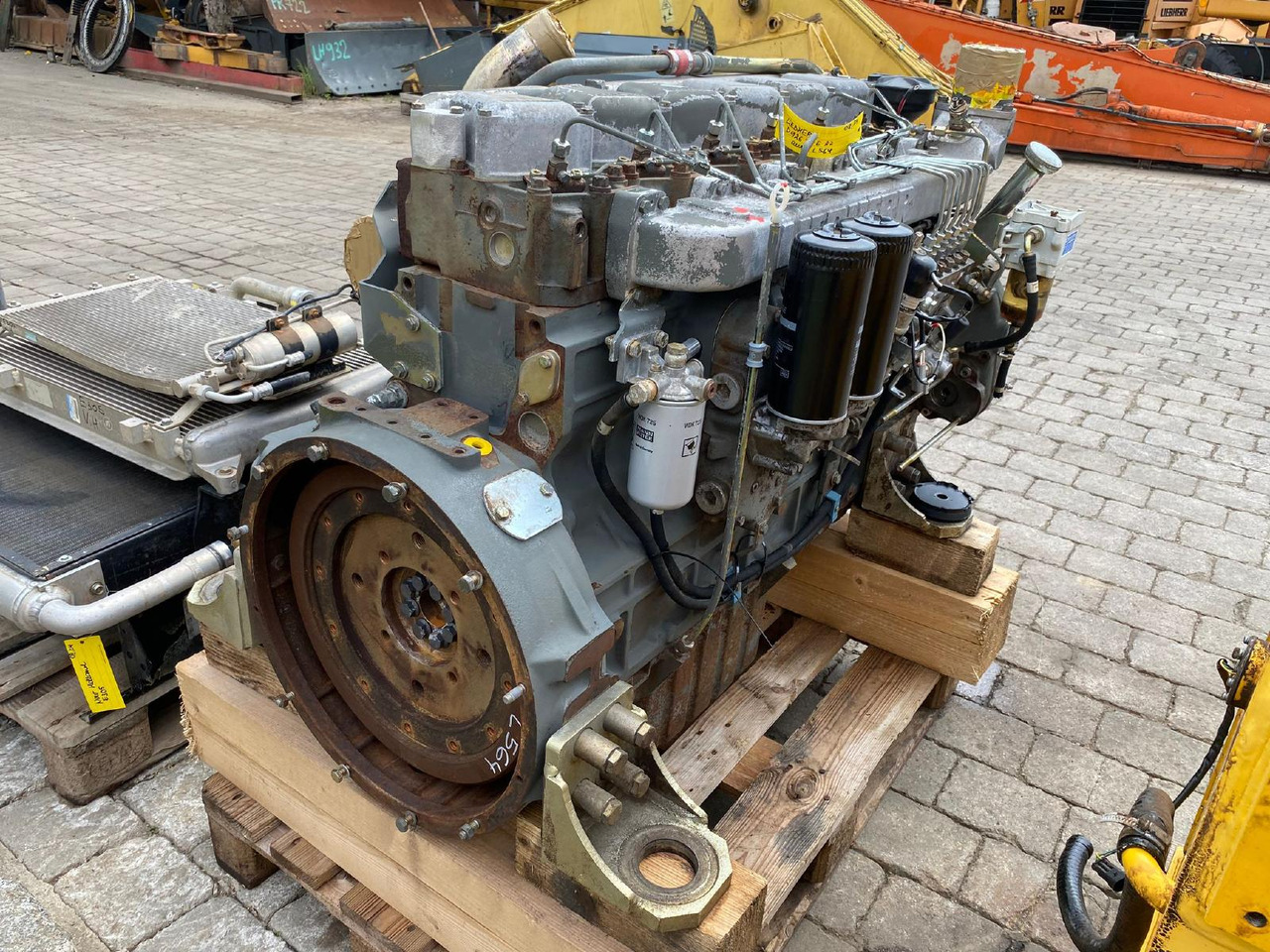 Liebherr D 926 TI E A2 aus L 564 - Mootor - Ehitusmasinad: pilt 1 Liebherr D 926 TI E A2 aus L 564 - Mootor - Ehitusmasinad: pilt 1