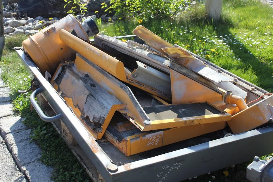 Liebherr R 924 HDSL - Pealisehitus ja välispind - Ehitusmasinad: pilt 1 Liebherr R 924 HDSL - Pealisehitus ja välispind - Ehitusmasinad: pilt 1