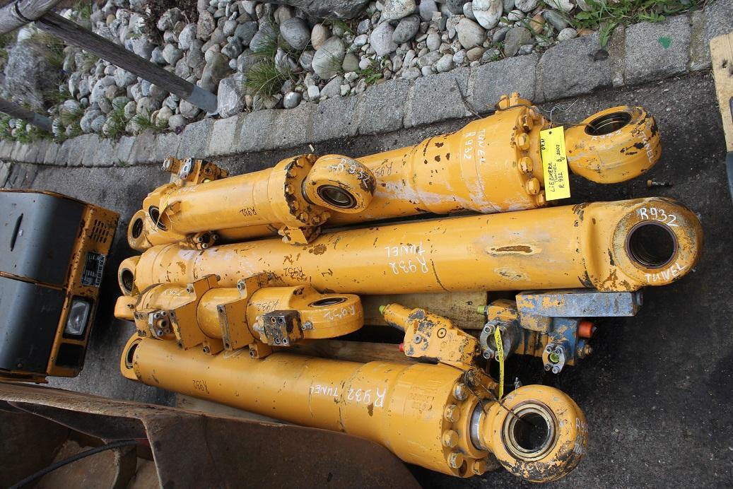 Liebherr R 932 LIT Tunnel - Hüdrauliline silinder - Ehitusmasinad: pilt 4 Liebherr R 932 LIT Tunnel - Hüdrauliline silinder - Ehitusmasinad: pilt 4