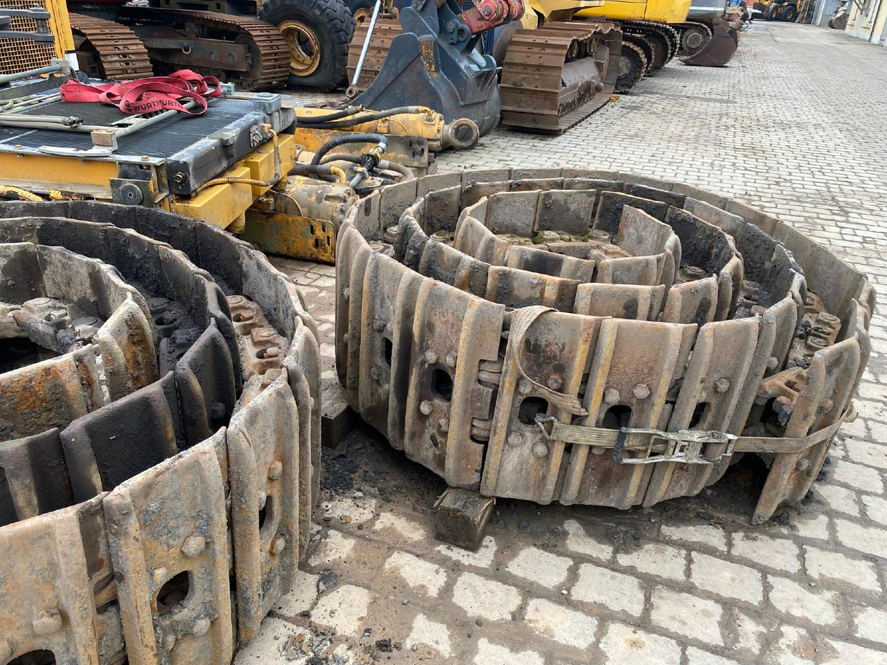 Liebherr R 964 B LIT - Relss - Ehitusmasinad: pilt 1 Liebherr R 964 B LIT - Relss - Ehitusmasinad: pilt 1