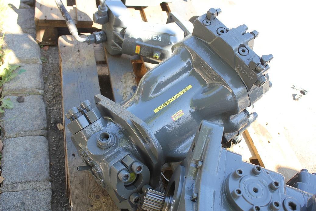 Liebherr R 984 - Hüdraulika - Ehitusmasinad: pilt 2 Liebherr R 984 - Hüdraulika - Ehitusmasinad: pilt 2