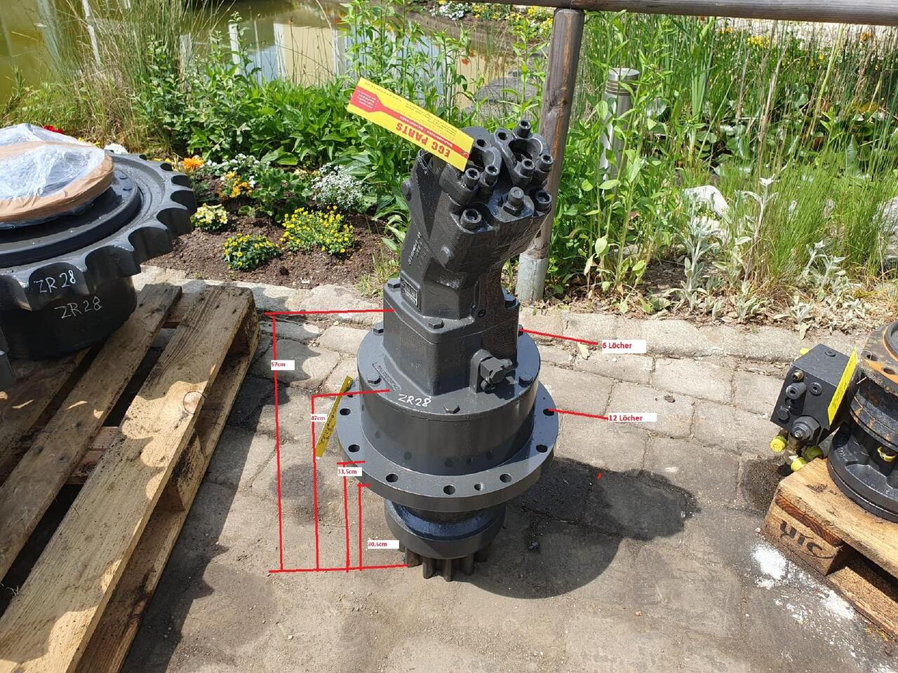 Sennebogen ZR 28 - Pöördemootor - Ehitusmasinad: pilt 5 Sennebogen ZR 28 - Pöördemootor - Ehitusmasinad: pilt 5