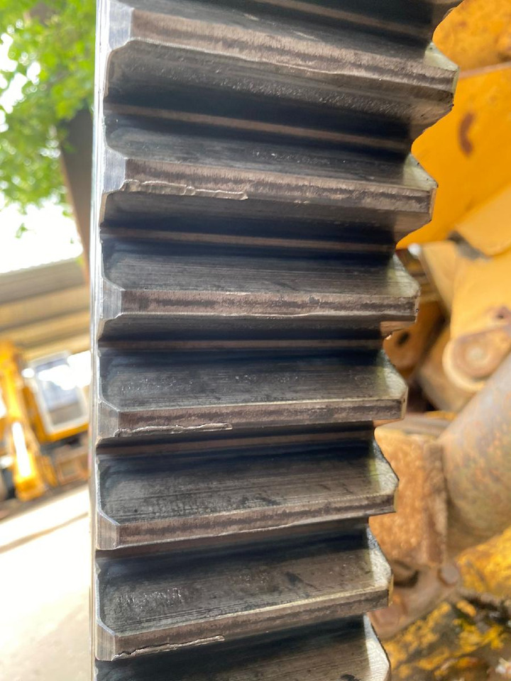 Terex TC 240 LC - Pöördrõngas - Ehitusmasinad: pilt 2 Terex TC 240 LC - Pöördrõngas - Ehitusmasinad: pilt 2