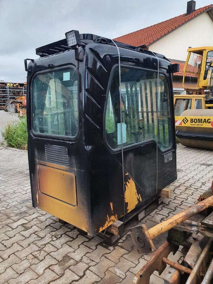 Volvo EC 240 BNLC - Kabiin - Ehitusmasinad: pilt 5 Volvo EC 240 BNLC - Kabiin - Ehitusmasinad: pilt 5
