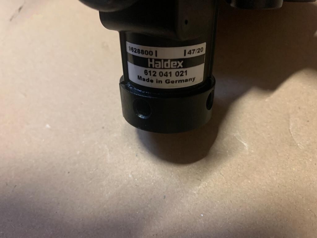 Haldex 612041021 truck - Piduriklapp - Veoauto: pilt 1 Haldex 612041021 truck - Piduriklapp - Veoauto: pilt 1