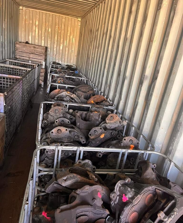 Mercedes-Benz Mercedes Actros SM 0* - Pidurirattad - Veoauto: pilt 1 Mercedes-Benz Mercedes Actros SM 0* - Pidurirattad - Veoauto: pilt 1