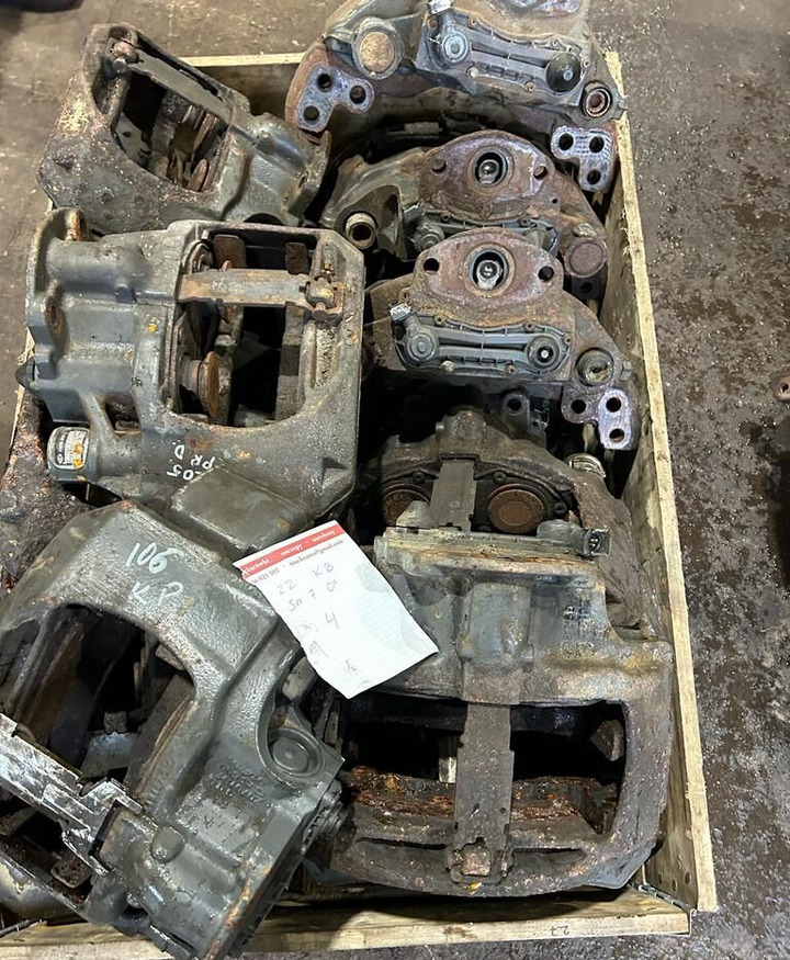 Mercedes-Benz Mercedes Actros SM 0* - Pidurirattad - Veoauto: pilt 4 Mercedes-Benz Mercedes Actros SM 0* - Pidurirattad - Veoauto: pilt 4