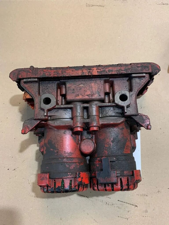 Modulator Podwójny KNORR BREMSE MAN K050210 Zawór EBS K050210 - Piduriklapp - Veoauto: pilt 4 Modulator Podwójny KNORR BREMSE MAN K050210 Zawór EBS K050210 - Piduriklapp - Veoauto: pilt 4