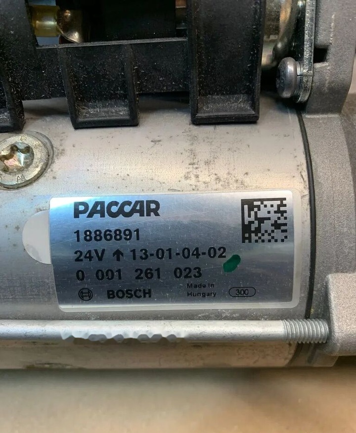 Nowy 24v 6kW DAF TEMSA SOLARIS 2134699 PACCAR BOSCH 0001261023 - Starter - Veoauto: pilt 2 Nowy 24v 6kW DAF TEMSA SOLARIS 2134699 PACCAR BOSCH 0001261023 - Starter - Veoauto: pilt 2