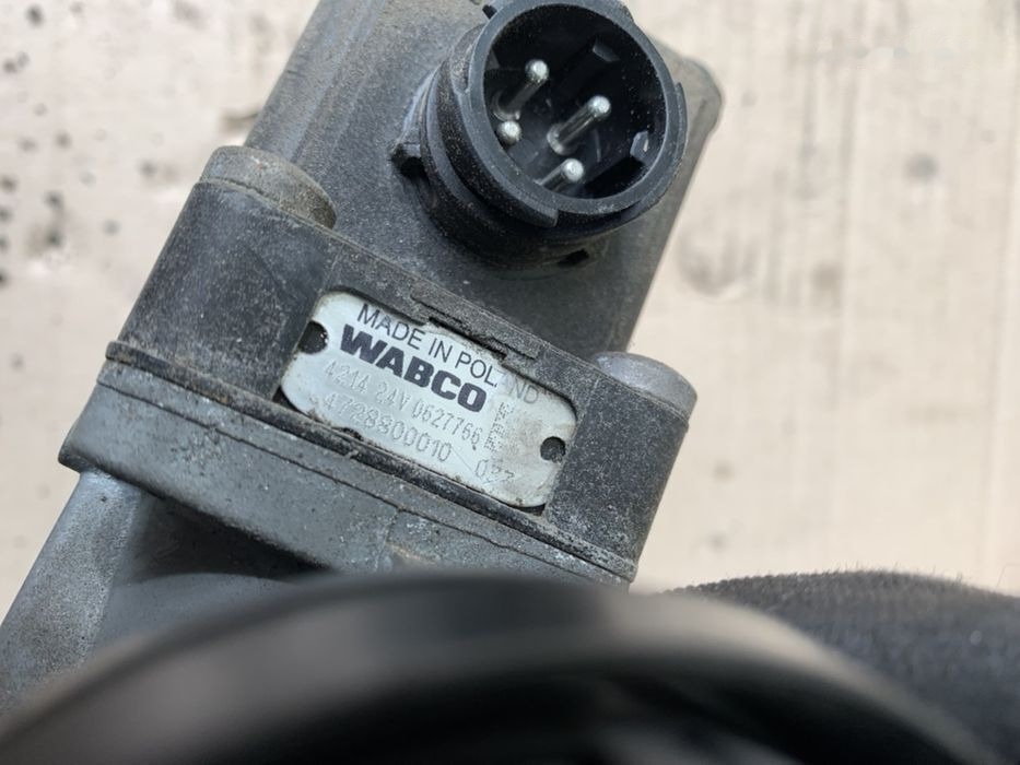 WABCO Zawór ECAS oryginał 4728800010 DAF MAN, Renault, Iveco - Piduriklapp - Veoauto: pilt 2 WABCO Zawór ECAS oryginał 4728800010 DAF MAN, Renault, Iveco - Piduriklapp - Veoauto: pilt 2