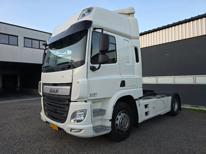 DAF CF Super Space Cabin - Sadulveok: pilt 3 DAF CF Super Space Cabin - Sadulveok: pilt 3