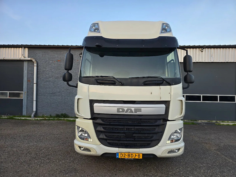 DAF CF Super Space Cabin - Sadulveok: pilt 5 DAF CF Super Space Cabin - Sadulveok: pilt 5