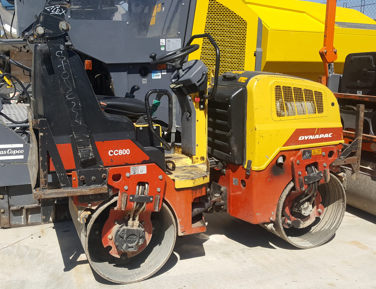 Doble Vibrante Dynapac CC 800 - Teerull: pilt 1 Doble Vibrante Dynapac CC 800 - Teerull: pilt 1