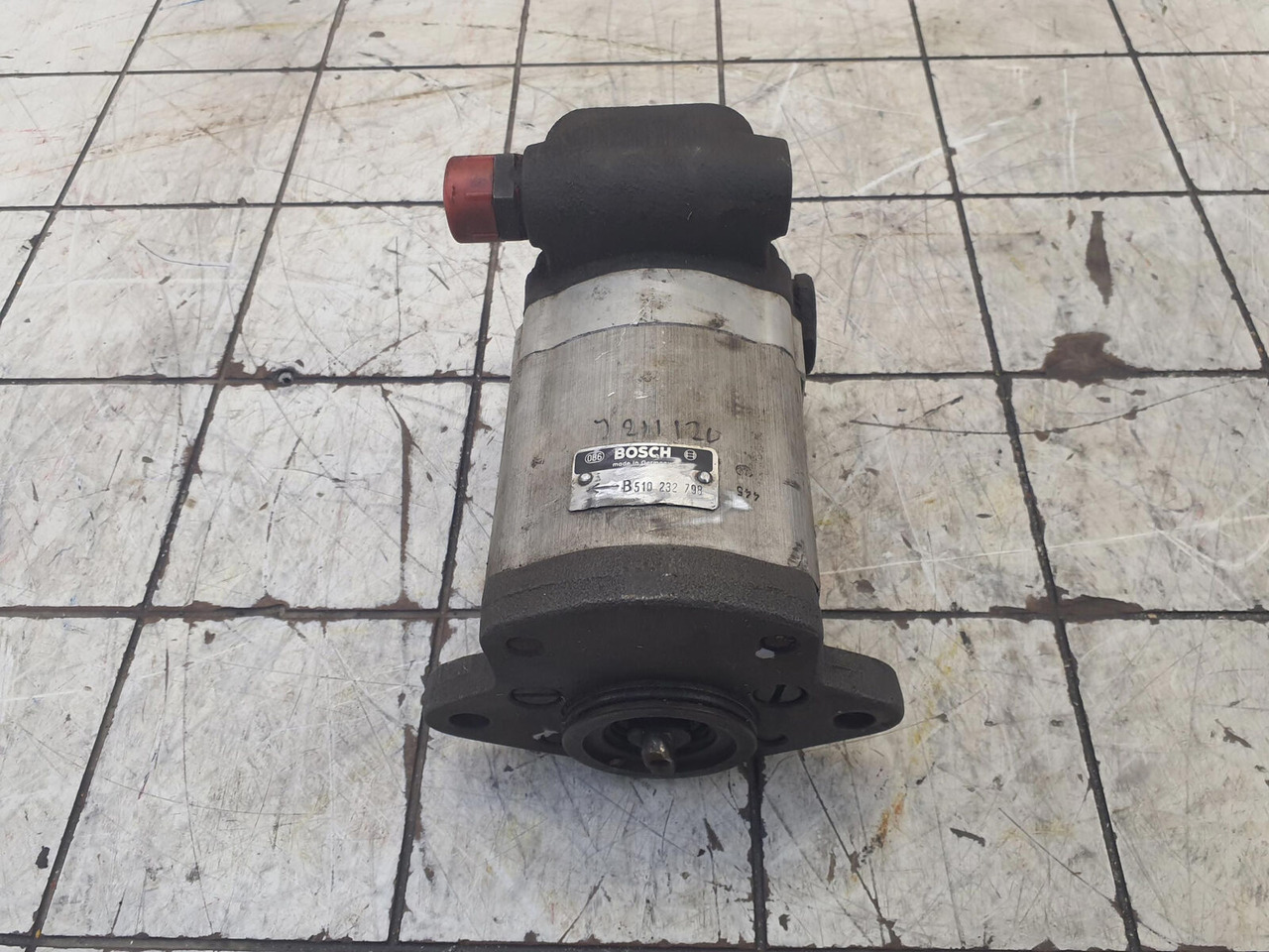 Bosch LTM 1090 emergency steering pump - Roolipump - Autokraana: pilt 1 Bosch LTM 1090 emergency steering pump - Roolipump - Autokraana: pilt 1