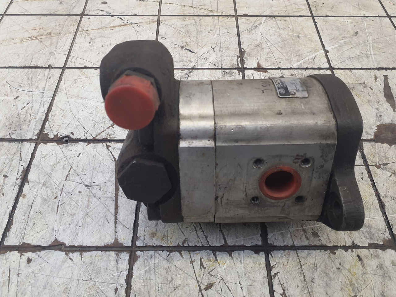 Bosch LTM 1090 emergency steering pump - Roolipump - Autokraana: pilt 4 Bosch LTM 1090 emergency steering pump - Roolipump - Autokraana: pilt 4