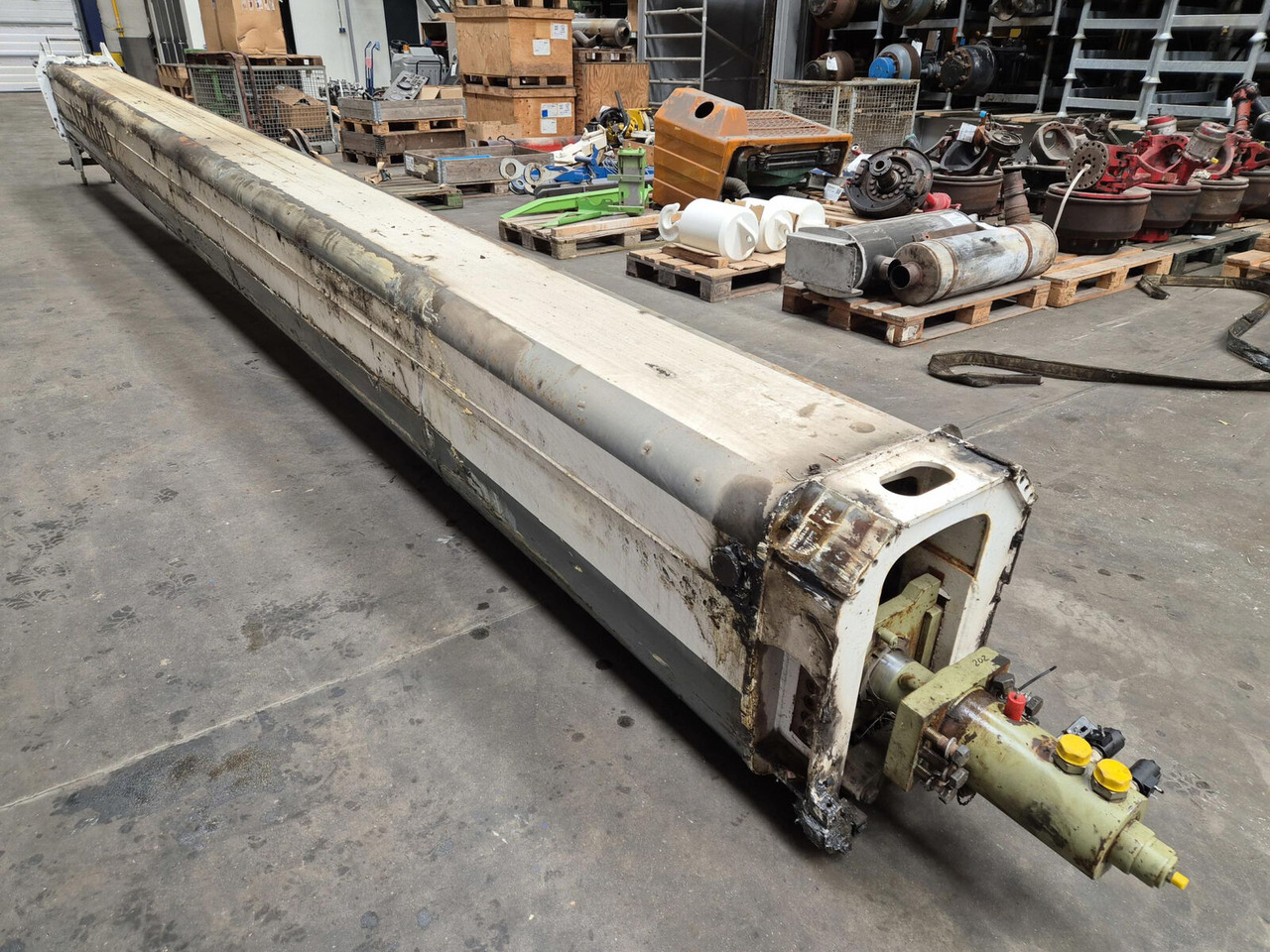 Demag AC 35 Telescopic section 3 - Poom - Autokraana: pilt 3 Demag AC 35 Telescopic section 3 - Poom - Autokraana: pilt 3