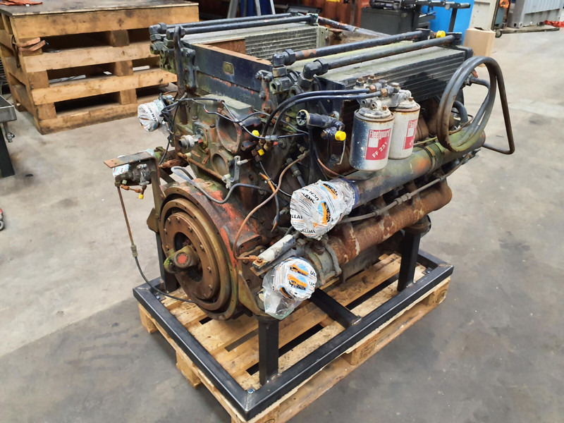 Deutz 35 GMT engine Deutz F8L413 F - Mootor - Kraana: pilt 2 Deutz 35 GMT engine Deutz F8L413 F - Mootor - Kraana: pilt 2