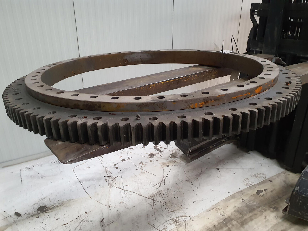 FAUN ATF 30-2 slew ring - Pöördrõngas - Autokraana: pilt 4 FAUN ATF 30-2 slew ring - Pöördrõngas - Autokraana: pilt 4