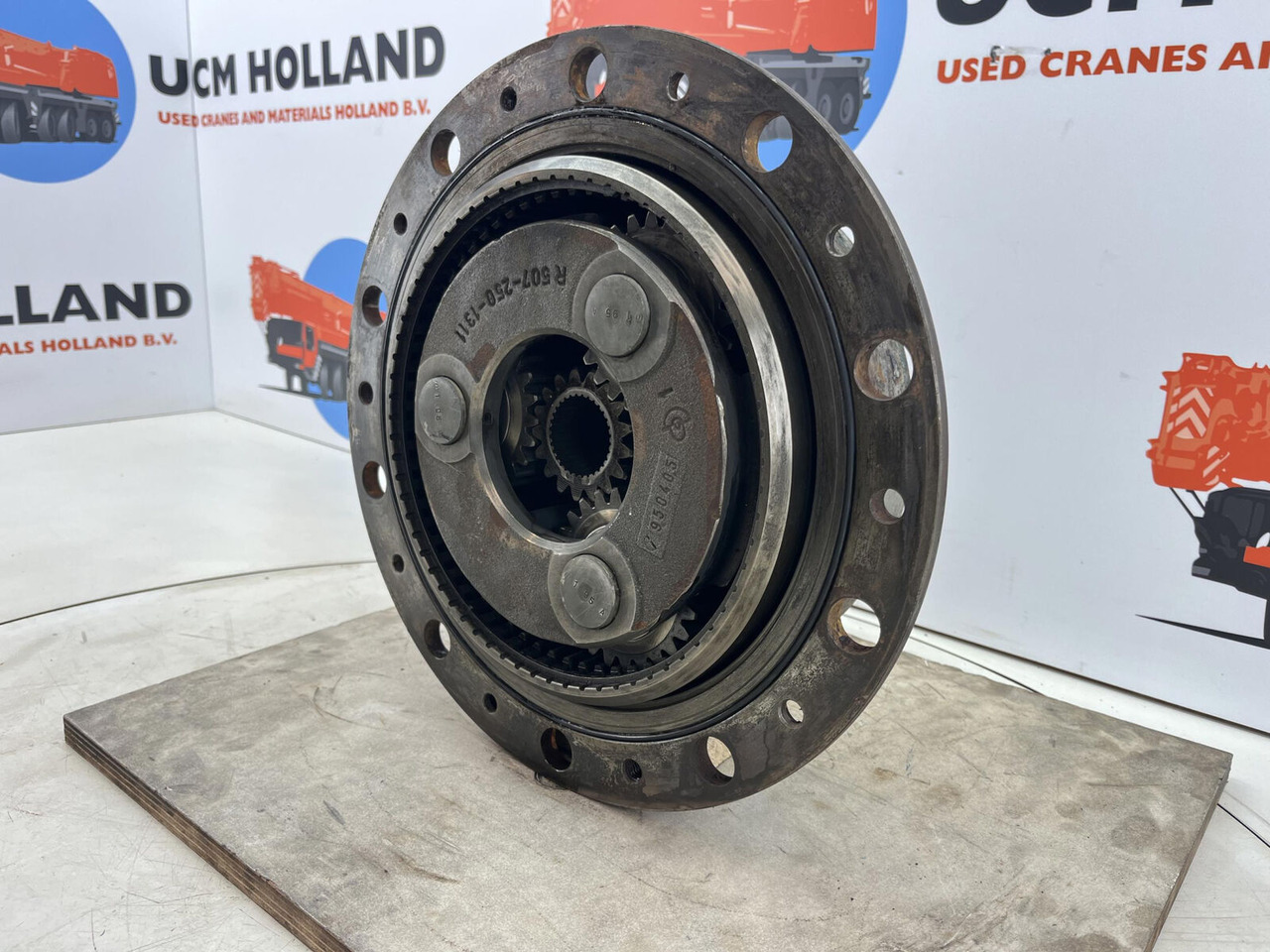 FAUN ATF 30 planetary gear 17-24-67-32-3pl-H87 - Veomootor - Autokraana: pilt 3 FAUN ATF 30 planetary gear 17-24-67-32-3pl-H87 - Veomootor - Autokraana: pilt 3